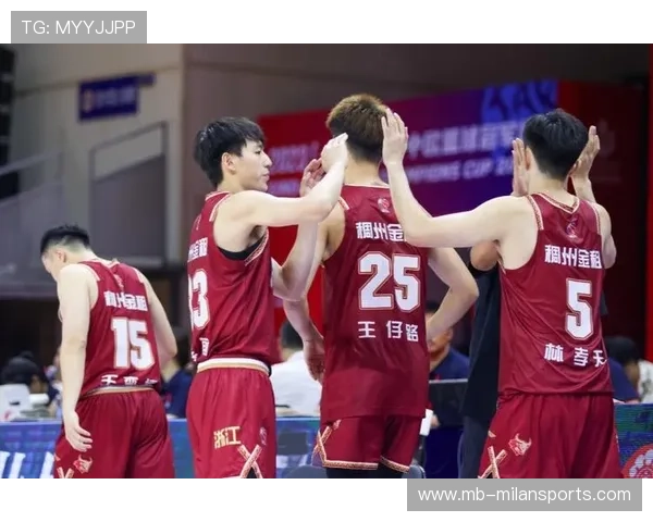 吴前外线三分稳稳落袋，浙江主场爆响